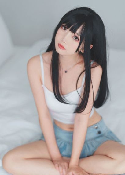 沧元图第一季免费观看_十万网红美女美酱