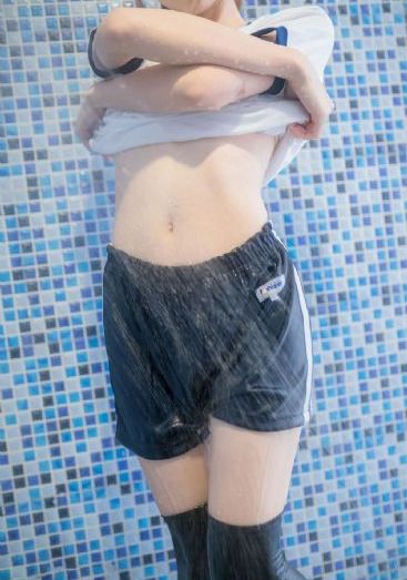 色哺乳xxxxhd牛奶电影_4K全集免费播放