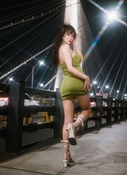 电影《丝袜女仆》_高清日韩电影在线