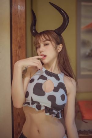 《迪拜的女孩》_720高清在线观看